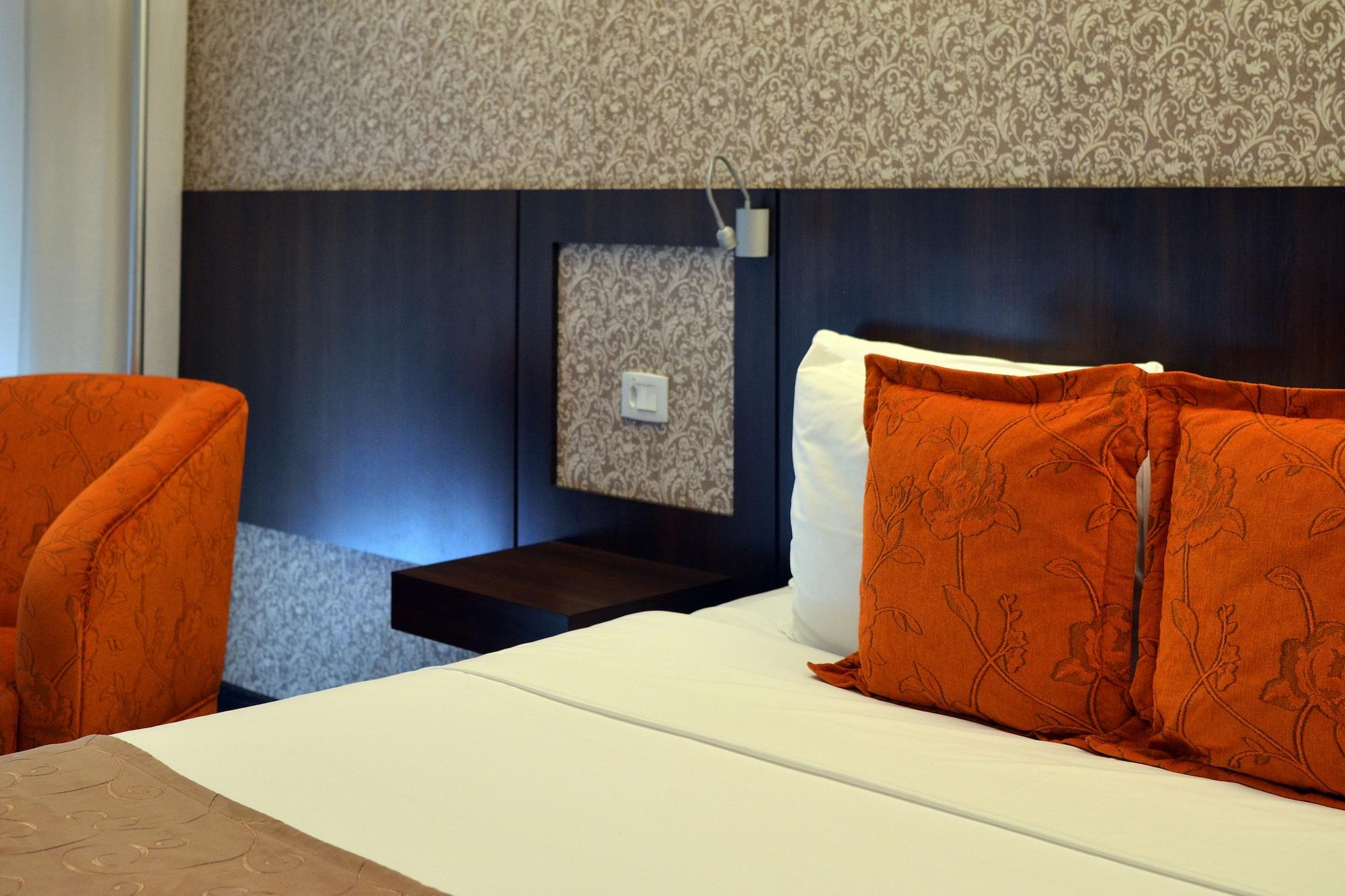 Quality Hotel Куритиба Екстериор снимка