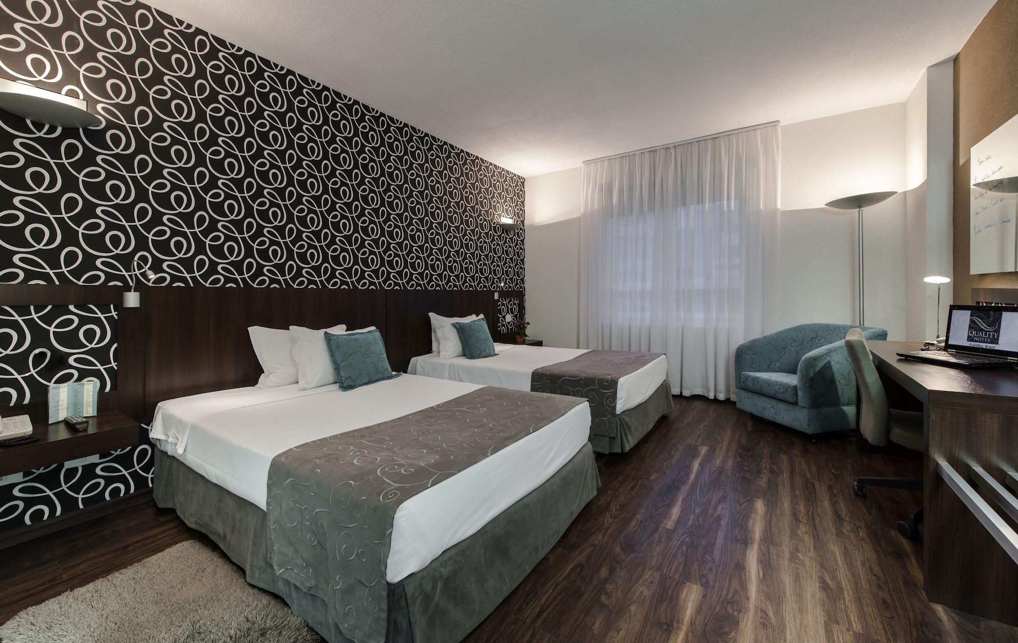 Quality Hotel Куритиба Екстериор снимка