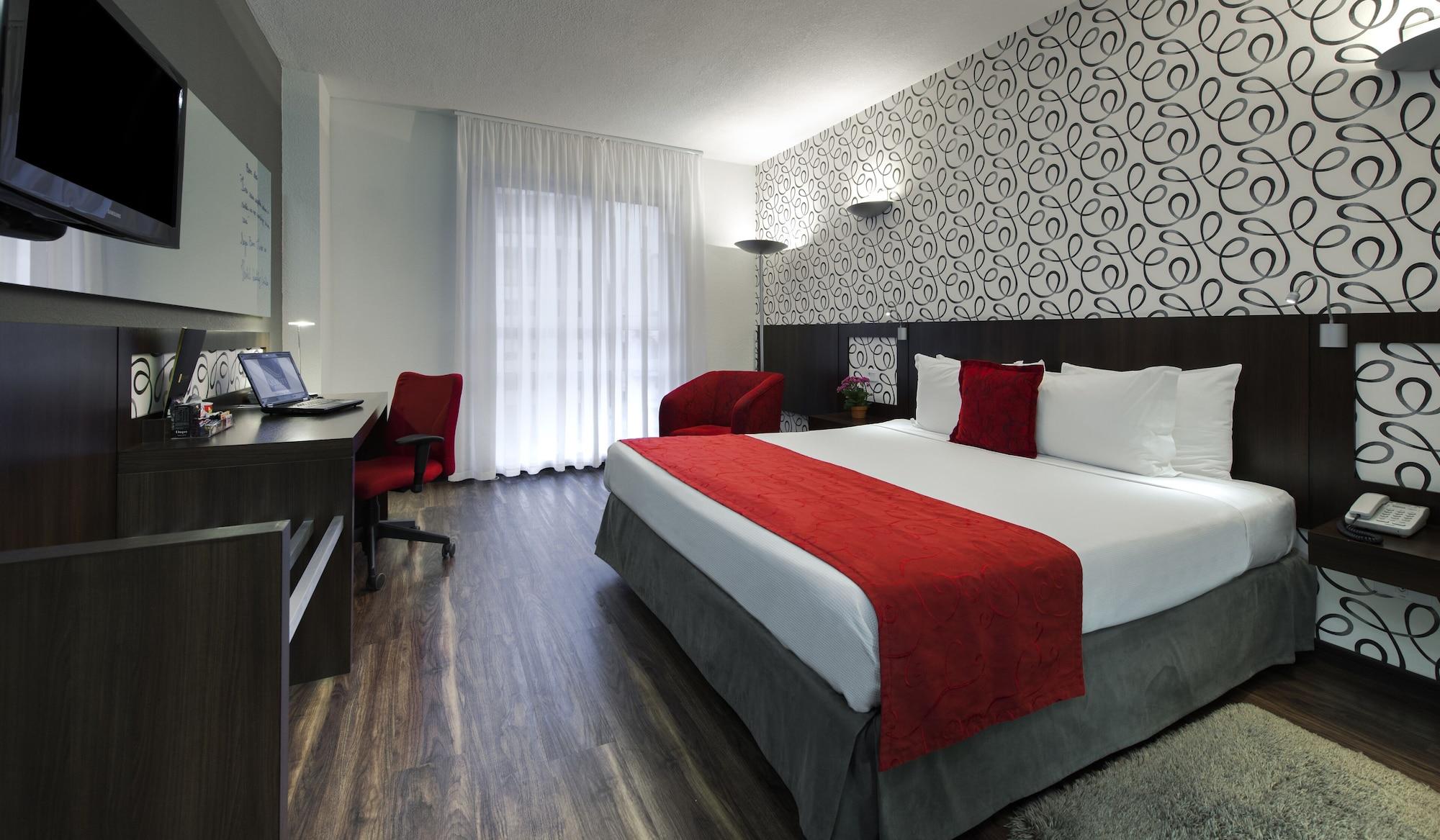 Quality Hotel Куритиба Екстериор снимка