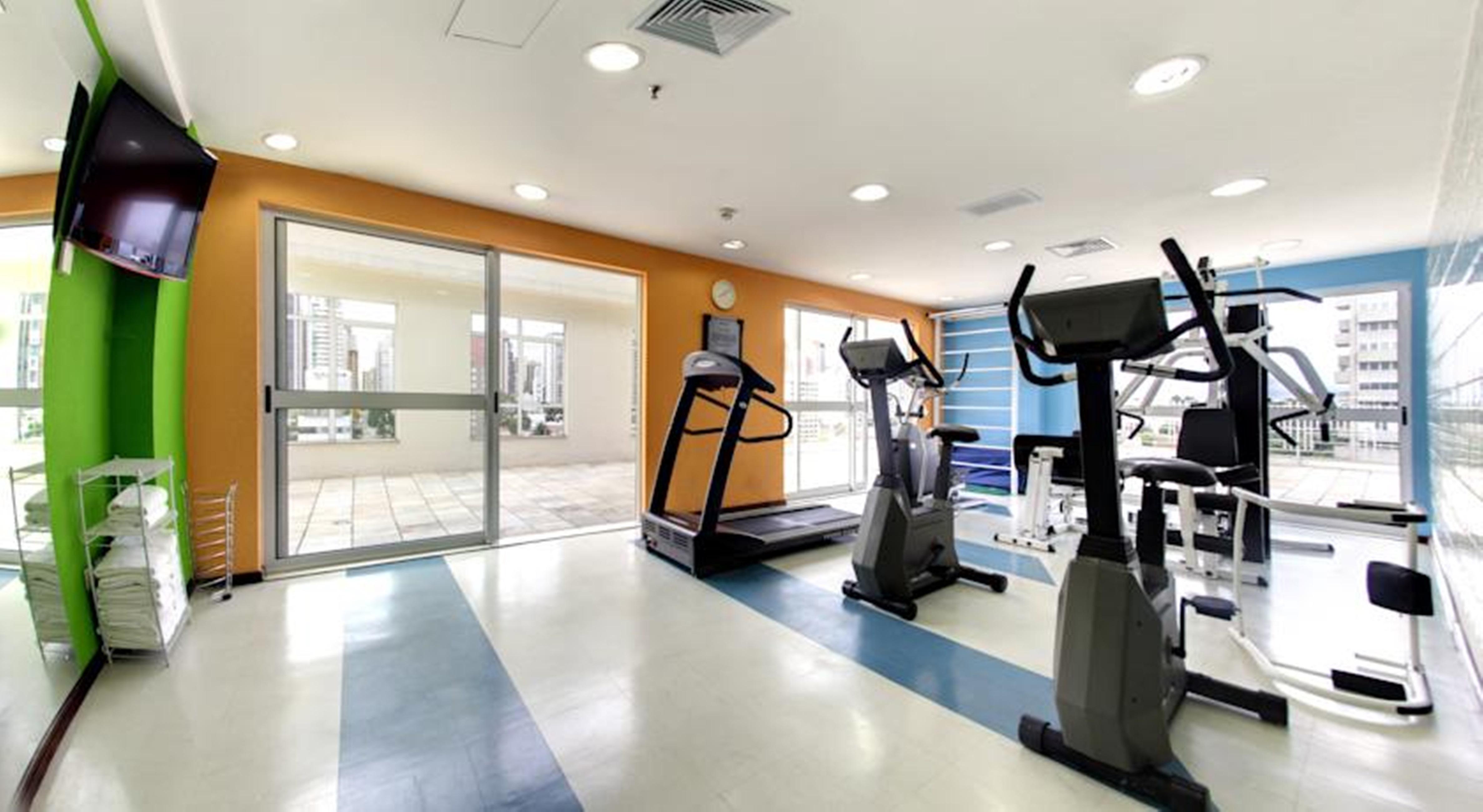 Quality Hotel Куритиба Екстериор снимка