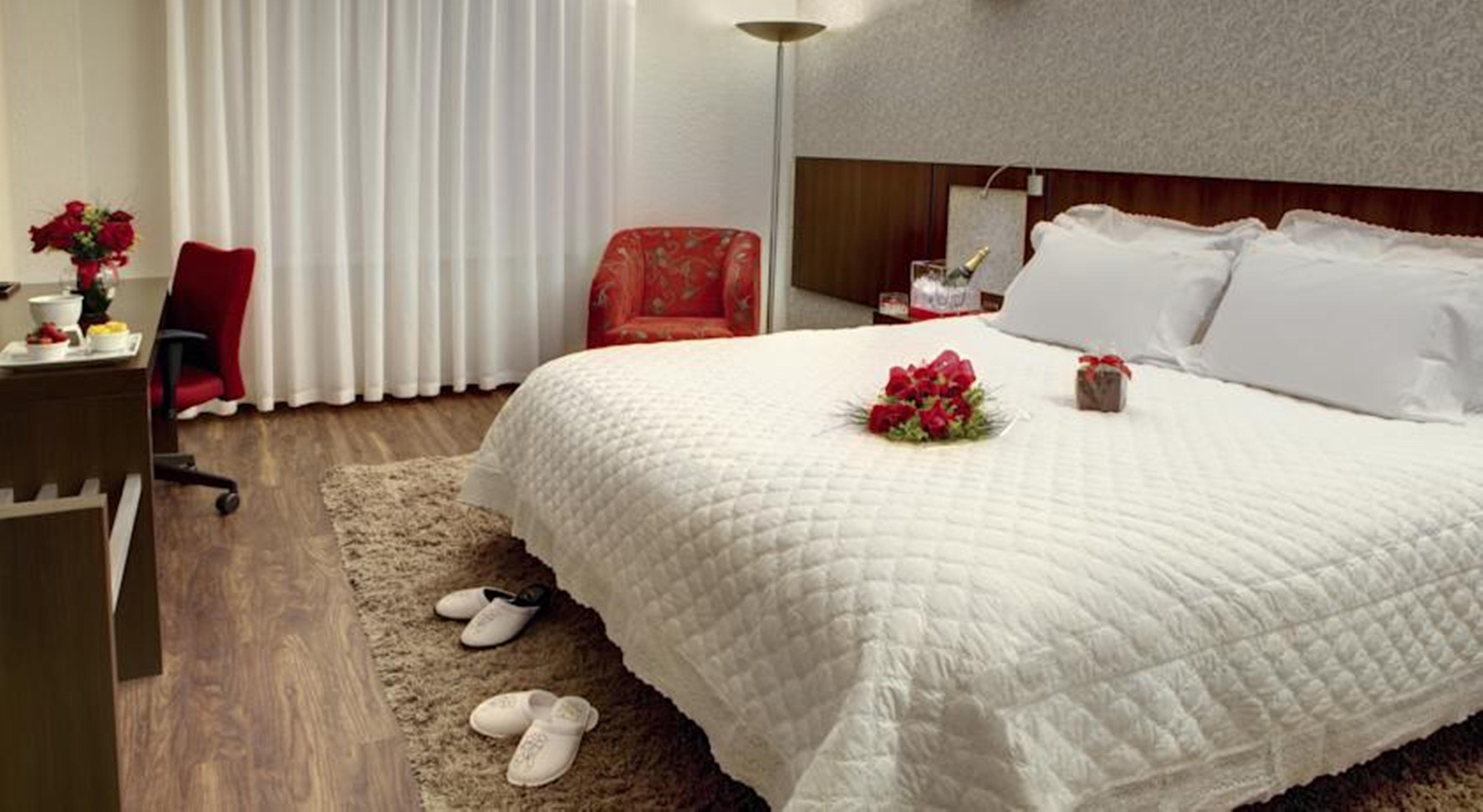 Quality Hotel Куритиба Екстериор снимка