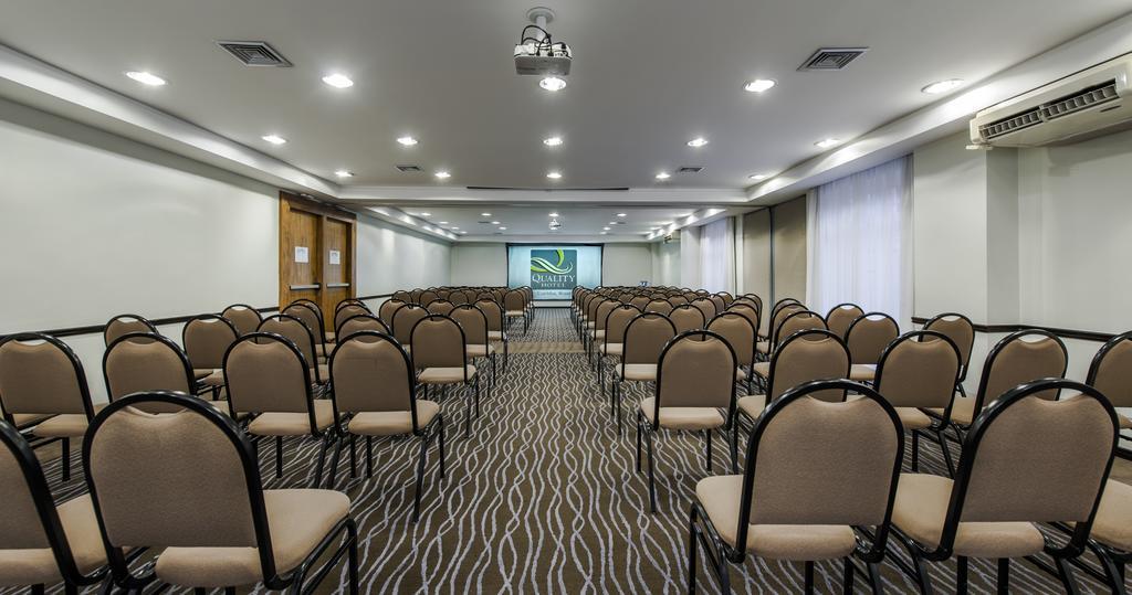 Quality Hotel Куритиба Екстериор снимка